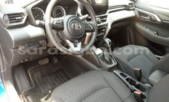 Acheter Occasion Voiture Toyota Crown Bleu à Lomé, Togo Acheter Occasion Voiture Toyota Crown Bleu à Lomé, Togo