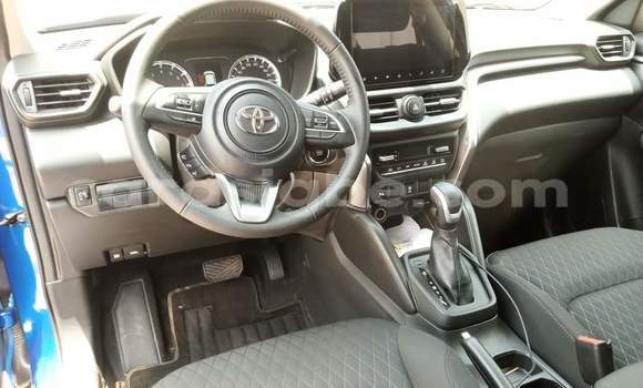 Acheter Occasion Voiture Toyota Crown Bleu à Lomé, Togo Acheter Occasion Voiture Toyota Crown Bleu à Lomé, Togo