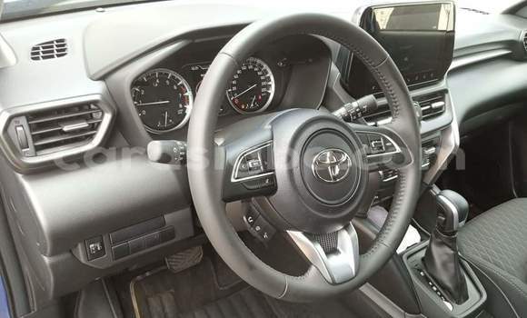 Acheter Occasion Voiture Toyota Crown Bleu à Lomé, Togo Acheter Occasion Voiture Toyota Crown Bleu à Lomé, Togo