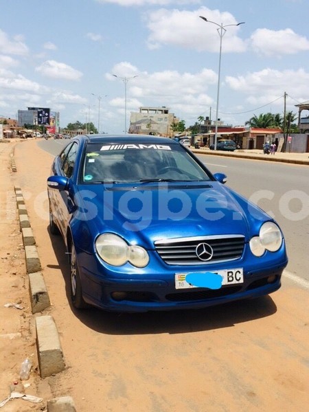 Big with watermark mercedes benz 230 maritime lome 7887