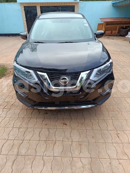 Big with watermark nissan rogue togo lome 7896