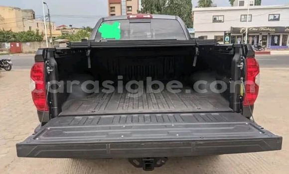 Acheter Occasion Voiture Toyota Tundra Noir à Lomé, Togo Acheter Occasion Voiture Toyota Tundra Noir à Lomé, Togo