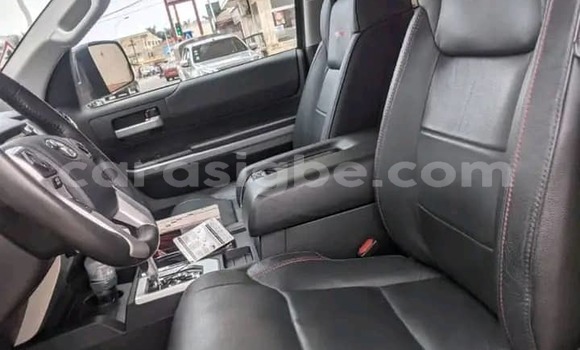 Acheter Occasion Voiture Toyota Tundra Noir à Lomé, Togo Acheter Occasion Voiture Toyota Tundra Noir à Lomé, Togo