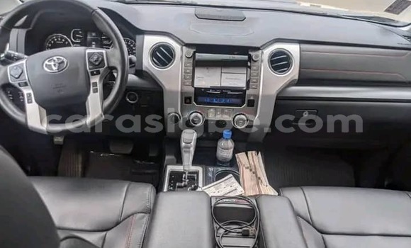 Acheter Occasion Voiture Toyota Tundra Noir à Lomé, Togo Acheter Occasion Voiture Toyota Tundra Noir à Lomé, Togo