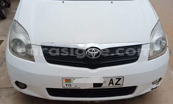 Buy Used Toyota Corolla Verso White Car in Lome in Maritime Buy Used Toyota Corolla Verso White Car in Lome in Maritime