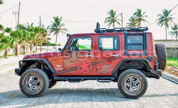 Acheter Occasion Voiture Jeep Wrangler Rouge à Lomé, Togo Acheter Occasion Voiture Jeep Wrangler Rouge à Lomé, Togo