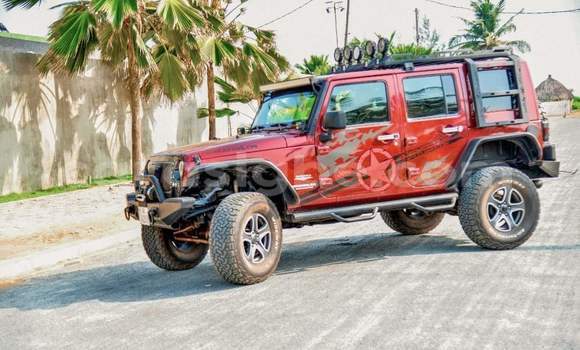 Acheter Occasion Voiture Jeep Wrangler Rouge à Lomé, Togo Acheter Occasion Voiture Jeep Wrangler Rouge à Lomé, Togo