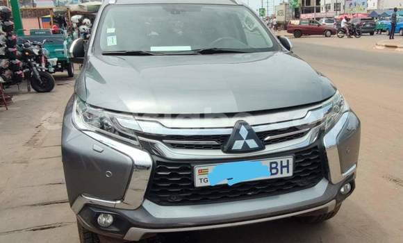 Acheter Neuf Voiture Mitsubishi Montero Sport Gris à Lomé, Togo Acheter Neuf Voiture Mitsubishi Montero Sport Gris à Lomé, Togo