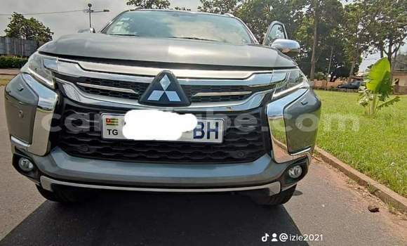 Acheter Neuf Voiture Mitsubishi Montero Sport Gris à Lomé, Togo Acheter Neuf Voiture Mitsubishi Montero Sport Gris à Lomé, Togo