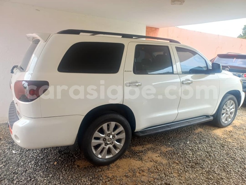 Big with watermark toyota sequoia togo lome 7906