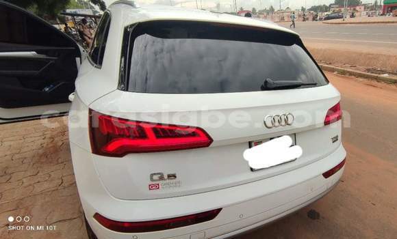 Acheter Occasion Voiture Audi Q5 Blanc à Lomé, Togo Acheter Occasion Voiture Audi Q5 Blanc à Lomé, Togo