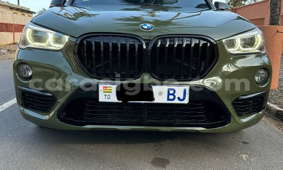 Acheter Occasion Voiture BMW X1 Vert à Lomé, Togo Acheter Occasion Voiture BMW X1 Vert à Lomé, Togo