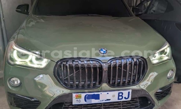 Acheter Occasion Voiture BMW X1 Vert à Lomé, Togo Acheter Occasion Voiture BMW X1 Vert à Lomé, Togo