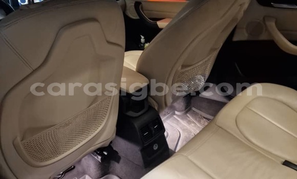 Acheter Occasion Voiture BMW X1 Vert à Lomé, Togo Acheter Occasion Voiture BMW X1 Vert à Lomé, Togo