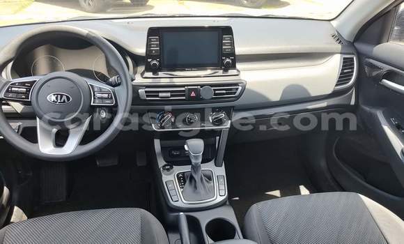 Acheter Occasion Voiture Kia Sportage Bleu à Lomé, Togo Acheter Occasion Voiture Kia Sportage Bleu à Lomé, Togo