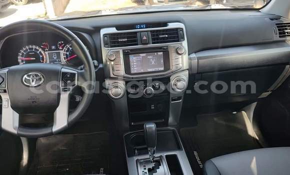 Acheter Occasion Voiture Toyota 4Runner Bleu à Lomé, Togo Acheter Occasion Voiture Toyota 4Runner Bleu à Lomé, Togo