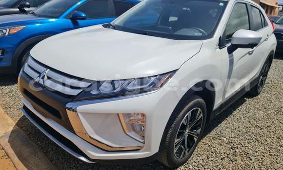 Acheter Import Voiture Mitsubishi Eclipse Cross Blanc à Lomé, Togo Acheter Import Voiture Mitsubishi Eclipse Cross Blanc à Lomé, Togo