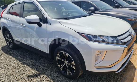 Acheter Import Voiture Mitsubishi Eclipse Cross Blanc à Lomé, Togo Acheter Import Voiture Mitsubishi Eclipse Cross Blanc à Lomé, Togo