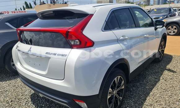 Acheter Import Voiture Mitsubishi Eclipse Cross Blanc à Lomé, Togo Acheter Import Voiture Mitsubishi Eclipse Cross Blanc à Lomé, Togo