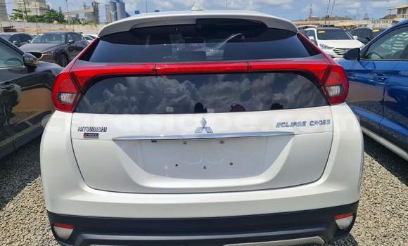 Acheter Import Voiture Mitsubishi Eclipse Cross Blanc à Lomé, Togo Acheter Import Voiture Mitsubishi Eclipse Cross Blanc à Lomé, Togo