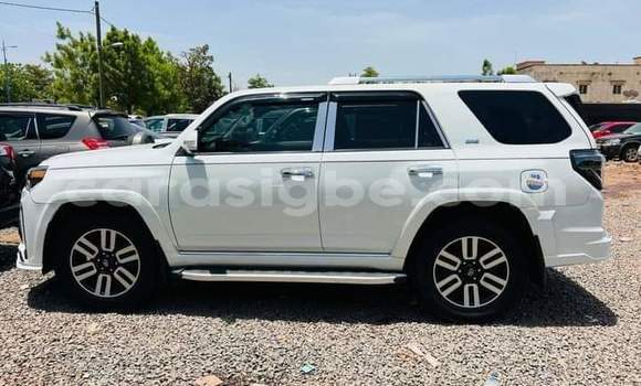 Acheter Occasion Voiture Toyota 4Runner Blanc à Lomé, Togo Acheter Occasion Voiture Toyota 4Runner Blanc à Lomé, Togo