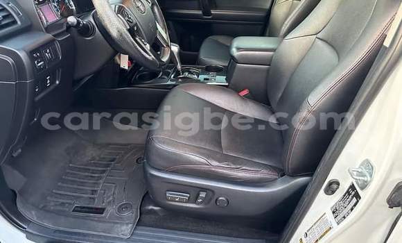 Acheter Occasion Voiture Toyota 4Runner Blanc à Lomé, Togo Acheter Occasion Voiture Toyota 4Runner Blanc à Lomé, Togo