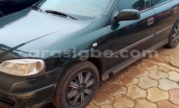 Acheter Occasion Voiture Opel Astra Vert à Lomé, Togo Acheter Occasion Voiture Opel Astra Vert à Lomé, Togo