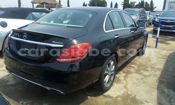 Buy Used Mercedes‒Benz 300–Series Black Car in Lome in Togo Buy Used Mercedes‒Benz 300–Series Black Car in Lome in Togo