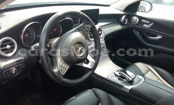 Buy Used Mercedes‒Benz 300–Series Black Car in Lome in Togo Buy Used Mercedes‒Benz 300–Series Black Car in Lome in Togo