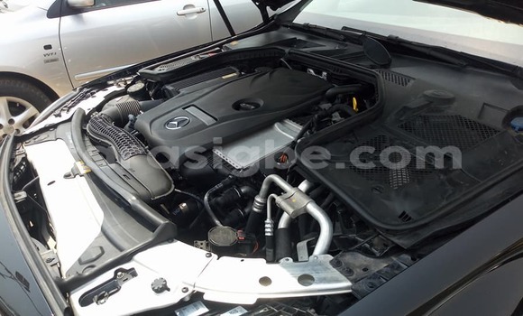 Buy Used Mercedes‒Benz 300–Series Black Car in Lome in Togo Buy Used Mercedes‒Benz 300–Series Black Car in Lome in Togo