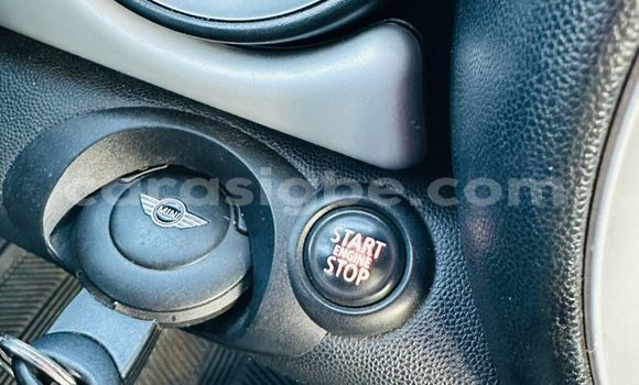 Acheter Occasion Voiture MINI Cooper Blanc à Lomé, Togo Acheter Occasion Voiture MINI Cooper Blanc à Lomé, Togo