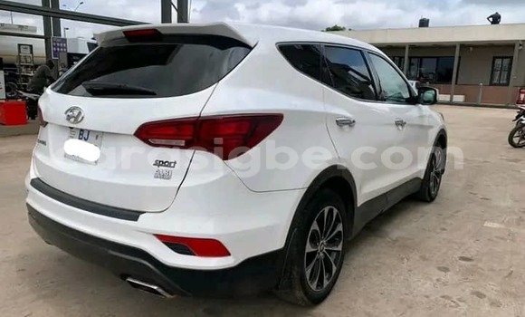 Buy Used Hyundai Tucson White Car in Lome in Maritime Buy Used Hyundai Tucson White Car in Lome in Maritime