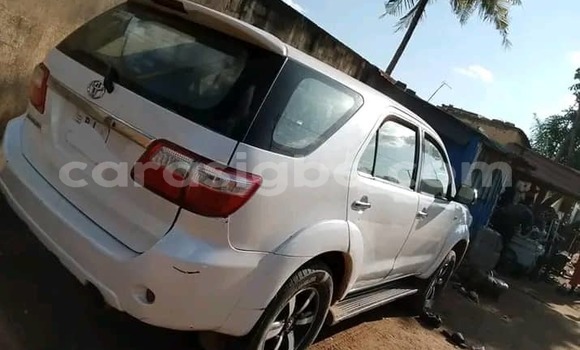 Buy Used Toyota Fortuner White Car in Lome in Maritime Buy Used Toyota Fortuner White Car in Lome in Maritime