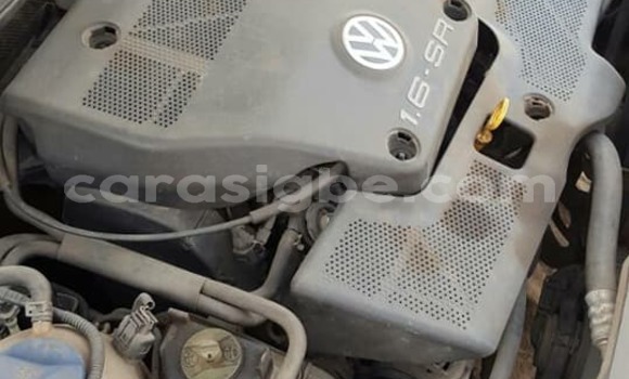 Buy Used Volkswagen Golf Green Car in Lome in Togo Buy Used Volkswagen Golf Green Car in Lome in Togo