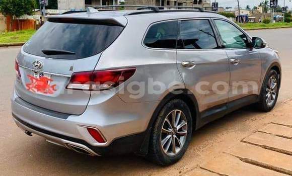 Buy Used Hyundai Santa Fe Other Car in Lome in Togo Buy Used Hyundai Santa Fe Other Car in Lome in Togo