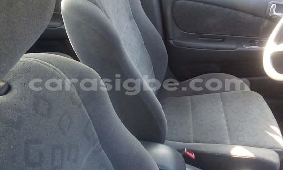 Acheter Occasion Voiture Toyota Corolla Gris à Lomé, Maritime Acheter Occasion Voiture Toyota Corolla Gris à Lomé, Maritime