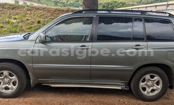 Acheter Occasion Voiture Toyota Highlander Marron à Lomé, Togo Acheter Occasion Voiture Toyota Highlander Marron à Lomé, Togo