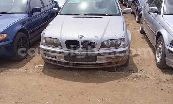 Acheter Occasion Voiture Nissan Almera Bleu à Lomé, Maritime Acheter Occasion Voiture Nissan Almera Bleu à Lomé, Maritime
