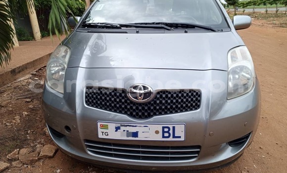 Acheter Neuf Voiture Toyota Yaris Gris à Lomé, Togo Acheter Neuf Voiture Toyota Yaris Gris à Lomé, Togo