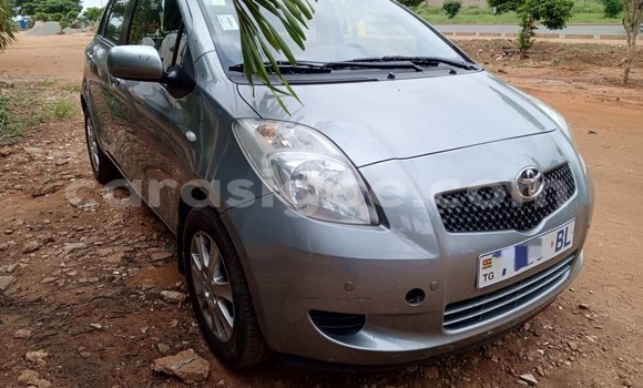 Acheter Neuf Voiture Toyota Yaris Gris à Lomé, Togo Acheter Neuf Voiture Toyota Yaris Gris à Lomé, Togo