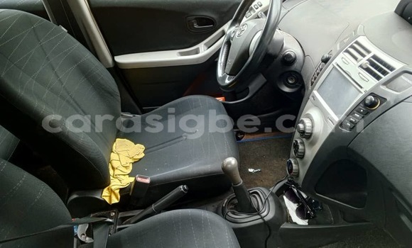 Acheter Neuf Voiture Toyota Yaris Gris à Lomé, Togo Acheter Neuf Voiture Toyota Yaris Gris à Lomé, Togo