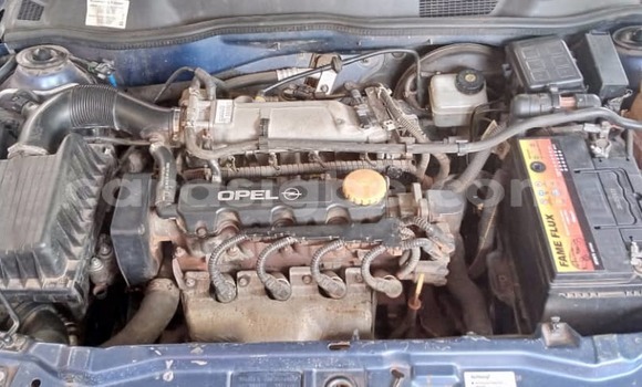 Acheter Occasion Voiture Opel Astra Bleu à Lomé, Togo Acheter Occasion Voiture Opel Astra Bleu à Lomé, Togo