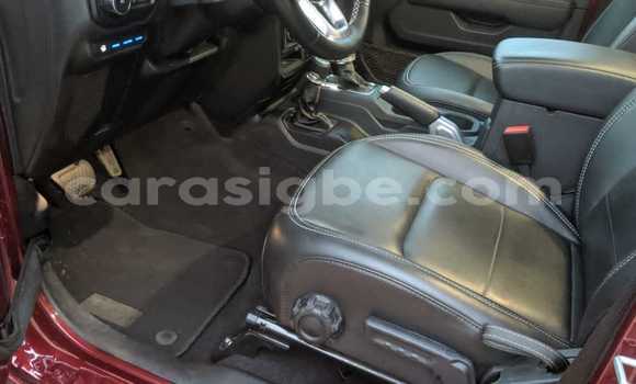 Acheter Occasion Voiture Jeep Wrangler Rouge à Lomé, Togo Acheter Occasion Voiture Jeep Wrangler Rouge à Lomé, Togo