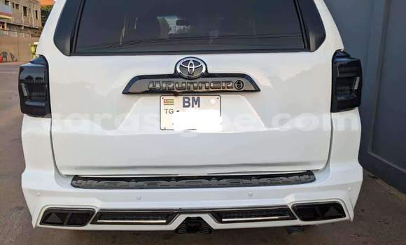 Acheter Occasion Voiture Toyota 4Runner Blanc à Lomé, Togo Acheter Occasion Voiture Toyota 4Runner Blanc à Lomé, Togo