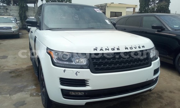 Buy Used Land Rover Range Rover Vogue White Car in Lome in Togo Buy Used Land Rover Range Rover Vogue White Car in Lome in Togo