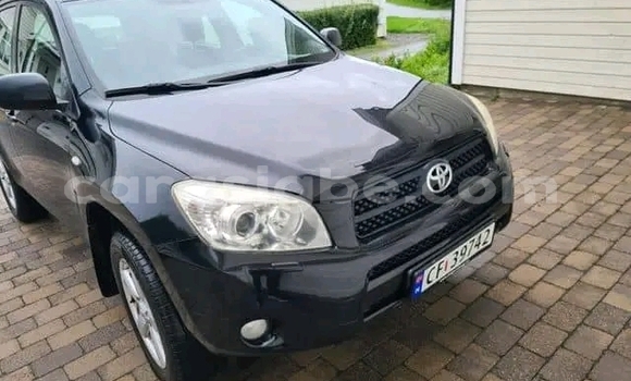 Acheter Occasion Voiture Toyota RAV4 Noir à Lomé, Togo Acheter Occasion Voiture Toyota RAV4 Noir à Lomé, Togo
