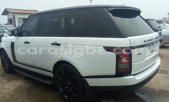 Buy Used Land Rover Range Rover Vogue White Car in Lome in Togo Buy Used Land Rover Range Rover Vogue White Car in Lome in Togo