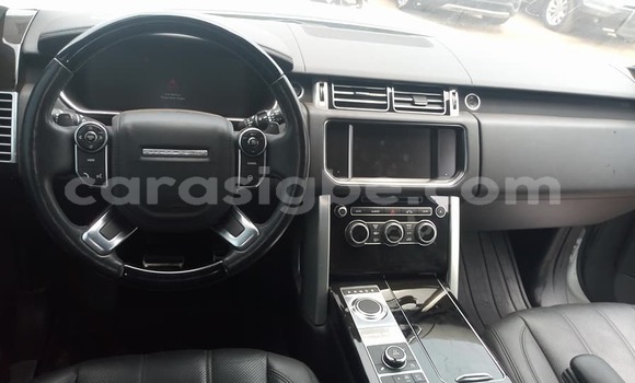Buy Used Land Rover Range Rover Vogue White Car in Lome in Togo Buy Used Land Rover Range Rover Vogue White Car in Lome in Togo