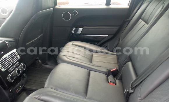 Buy Used Land Rover Range Rover Vogue White Car in Lome in Togo Buy Used Land Rover Range Rover Vogue White Car in Lome in Togo