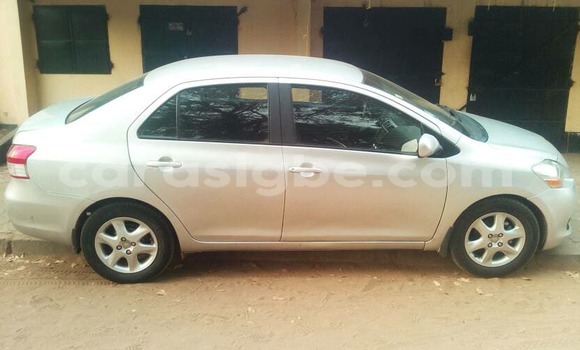 Buy Used Toyota Yaris Silver Car in Lome in Togo Buy Used Toyota Yaris Silver Car in Lome in Togo